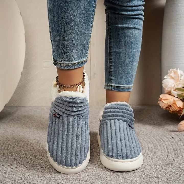 Luna | Cozy warm unisex slippers