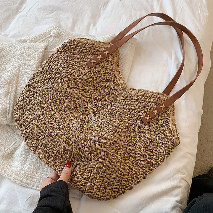 Sarah | Bohemian style woven straw shoulder bag