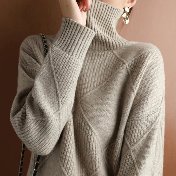 Valerie | High-Collar Diamond Jumper